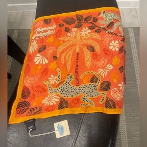 NWT VISMAYA anthropologie Multi Floral Print cotton square Scarf
